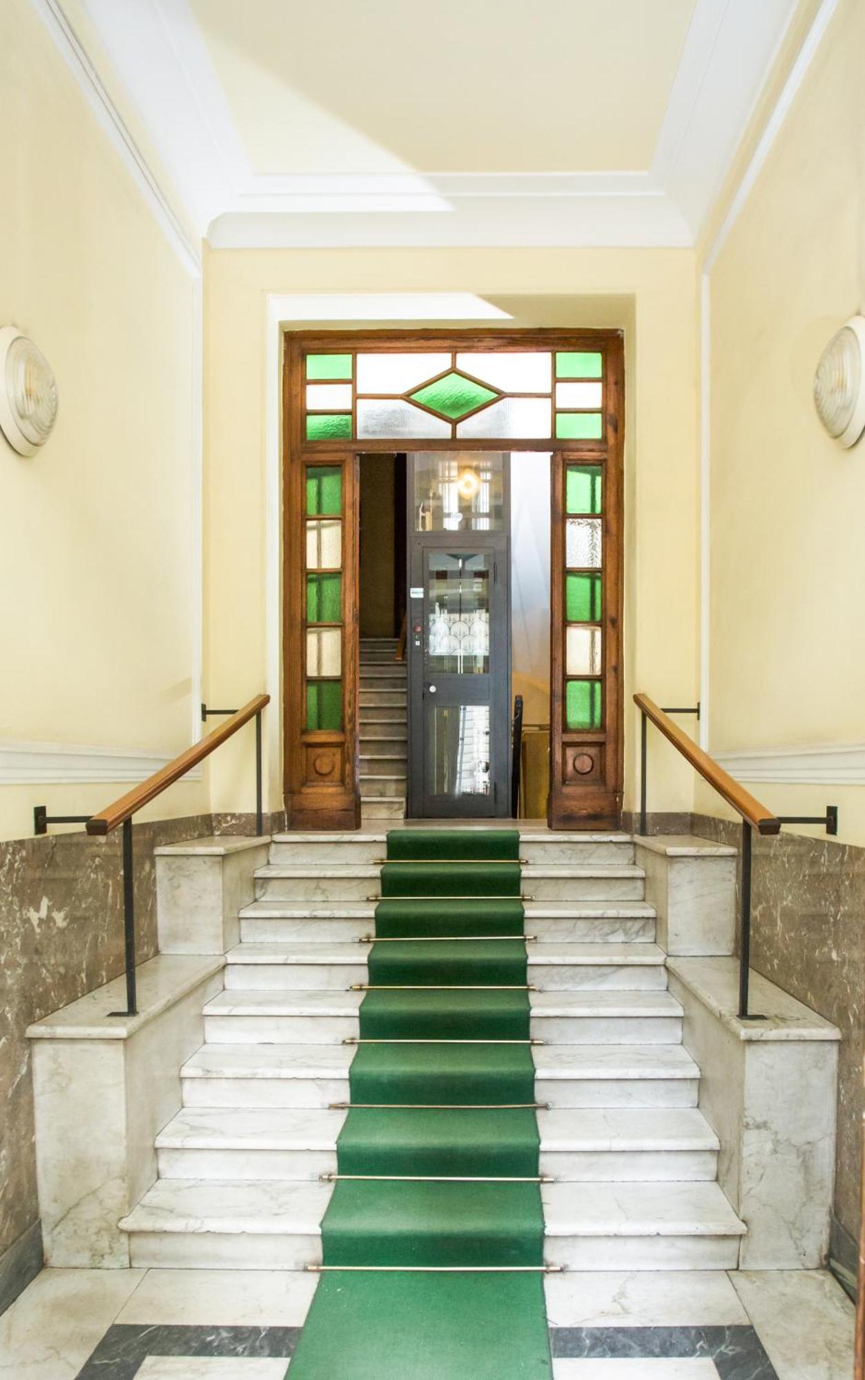 Glatimia - Your In The Heart Of Apartment
